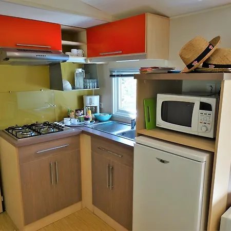 Camping Sunissim La Pierre Verte By Locatour Campsite 4*