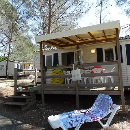 Campsite Camping Sunissim La Pierre Verte By Locatour Frejus