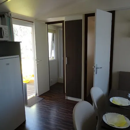 Campsite Camping Sunissim La Pierre Verte By Locatour 4*