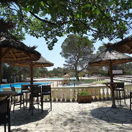 Camping Sunissim La Pierre Verte By Locatour Frejus