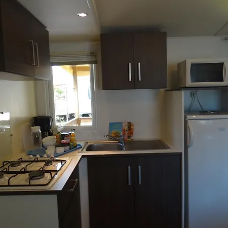 Camping Sunissim La Pierre Verte By Locatour 4*